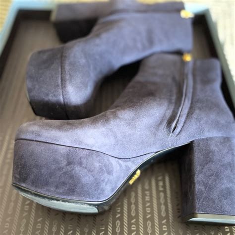 prada calzature donna camoscio blue suede 65